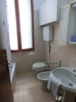 Mfm Otel Venedik